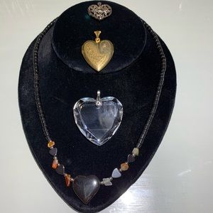 Womens Jewelry Valentines Heart Necklace and Pendants